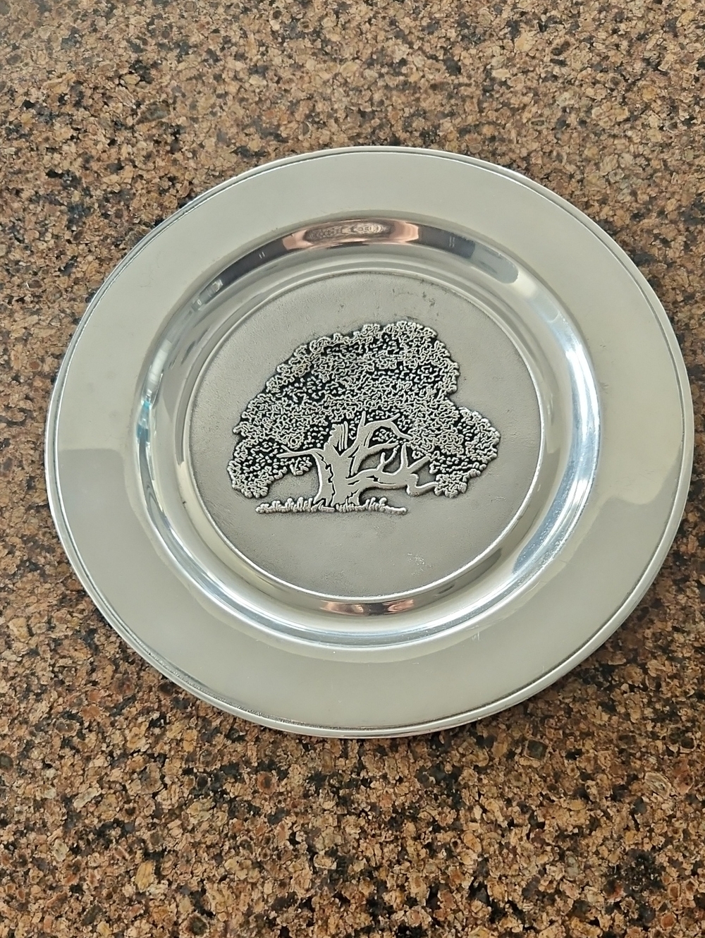Vintage Wilton Armetale Pewter 11" Oak Tree Plate